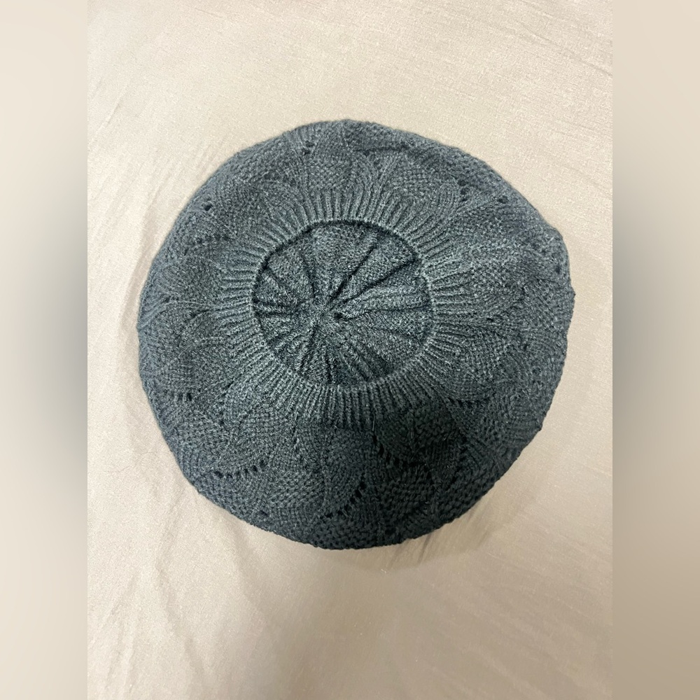 New Kangol Hat Quilted Bucket Hat Gap Cable Knit Poof Beanie pom pom hat - Picture 12 of 13